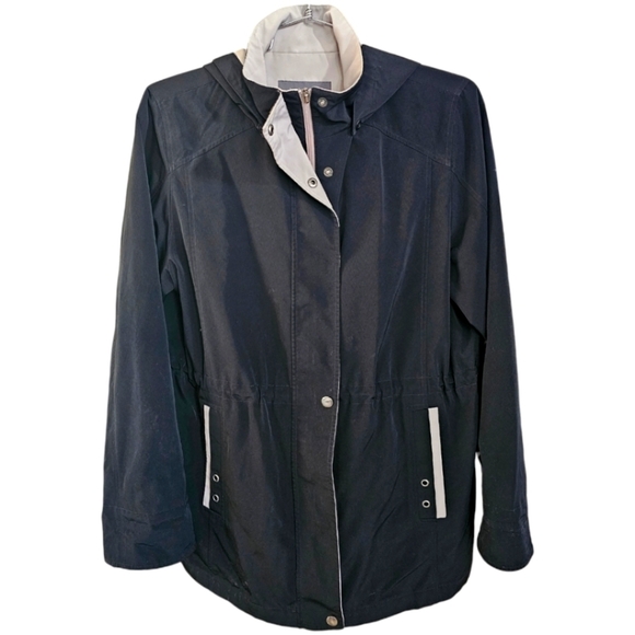 Liz Claiborne rain jacket with hood. Large - Picture 4 of 7